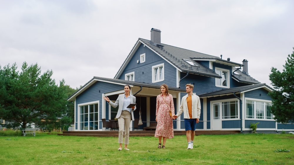 Painters in Brighton | Toorak House Painting Services | Professional House Painting Services in Melbourne | Preparing Your House for Sale with Professional Interior and Exterior Painting