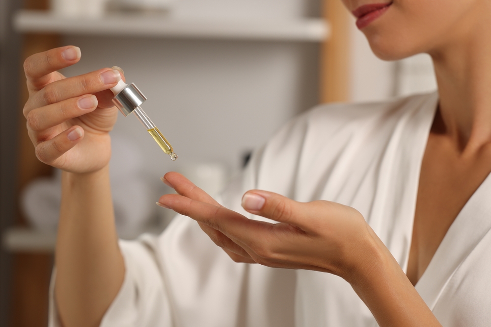 Retinol, Retinal & Sensitive Skin | A Beginner's Guide | Introducing Retinol | Best RoC Skincare Products Australia